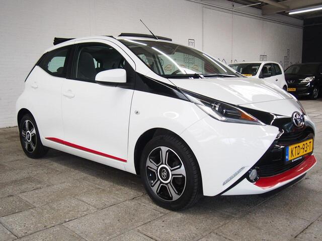 Toyota AYGO 1.0 VVT-i x-wave Camera Sunroof (APK:Nieuw) Incl.Garantie