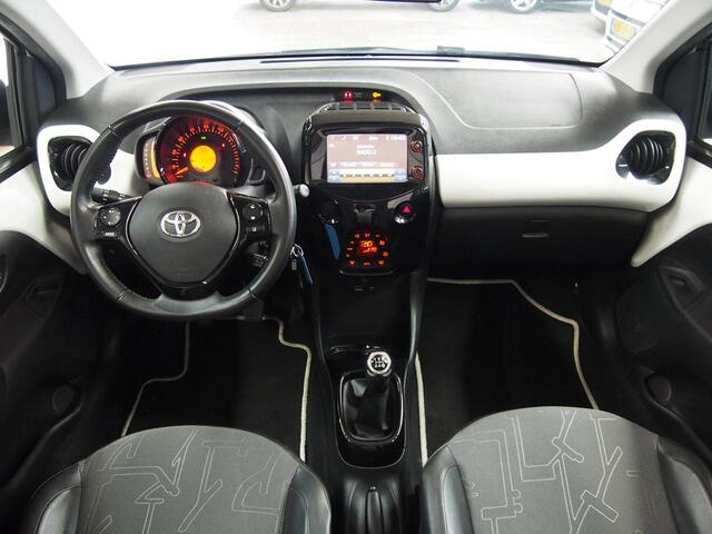 Toyota AYGO 1.0 VVT-i x-wave Camera Sunroof (APK:Nieuw) Incl.Garantie