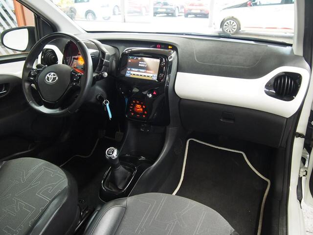 Toyota AYGO 1.0 VVT-i x-wave Camera Sunroof (APK:Nieuw) Incl.Garantie