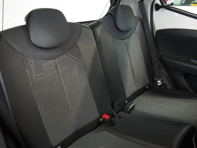 Toyota AYGO 1.0 VVT-i x-wave Camera Sunroof (APK:Nieuw) Incl.Garantie