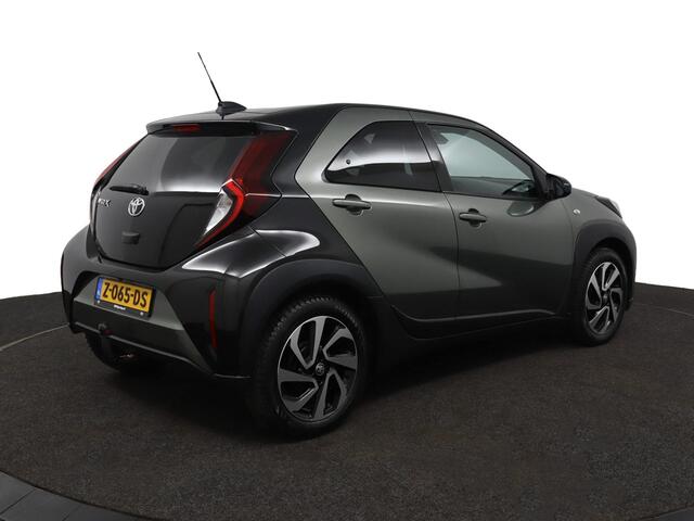 Toyota AYGO X 1.0 VVT-i MT Pulse | Apple Carplay/Android Auto | Stoelverwarming | Airco | Fietsendragerbeugel |