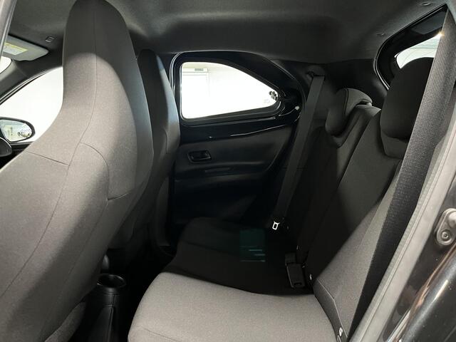 Toyota AYGO X 1.0 VVT-i MT Play