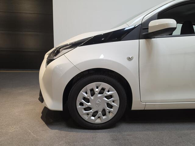 Toyota AYGO 1.0 VVT-i x-play - Apple Carplay / Android Auto