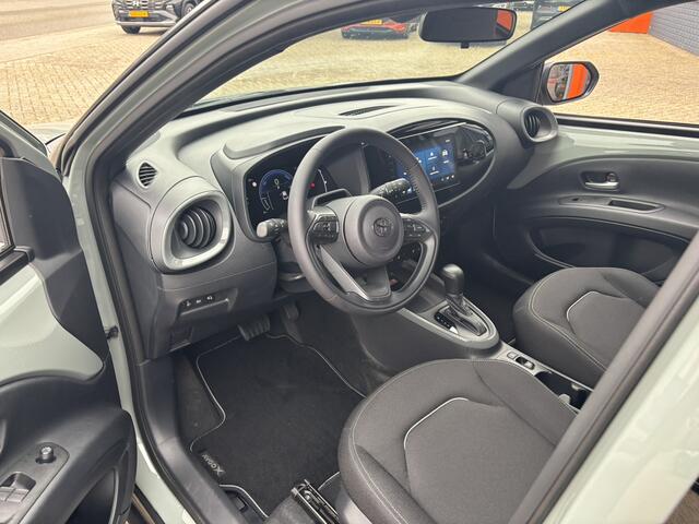 Toyota AYGO X Hybrid 115 Pulse / Camera / Applecarplay/Androidauto / Parkeersensoren V+A / Stoelverwarming /