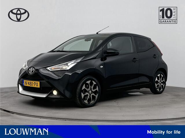 Toyota AYGO 1.0 VVT-i x-joy Automaat | Dealer onderhouden | Climate Control | Apple CarPlay/Android Auto | DAB | Automatische verlichting | Elektrische ramen voor | Elektrisch verstelbare spiegels |