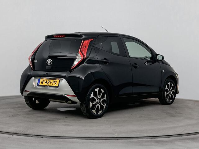 Toyota AYGO 1.0 VVT-i x-joy Automaat | Dealer onderhouden | Climate Control | Apple CarPlay/Android Auto | DAB | Automatische verlichting | Elektrische ramen voor | Elektrisch verstelbare spiegels |
