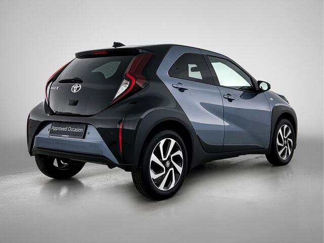 Toyota AYGO X 1.0 VVT-i S-CVT Pulse + | BTW Voertuig | Parkeersensoren voor+achter | Keyless Entry/Start | Climate Control | Cruise Control Adaptive | achteruitrijcamera | Apple CarPlay/Android Auto |