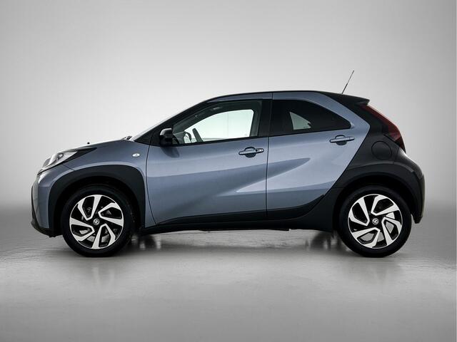 Toyota AYGO X 1.0 VVT-i S-CVT Pulse + | BTW Voertuig | Parkeersensoren voor+achter | Keyless Entry/Start | Climate Control | Cruise Control Adaptive | achteruitrijcamera | Apple CarPlay/Android Auto |