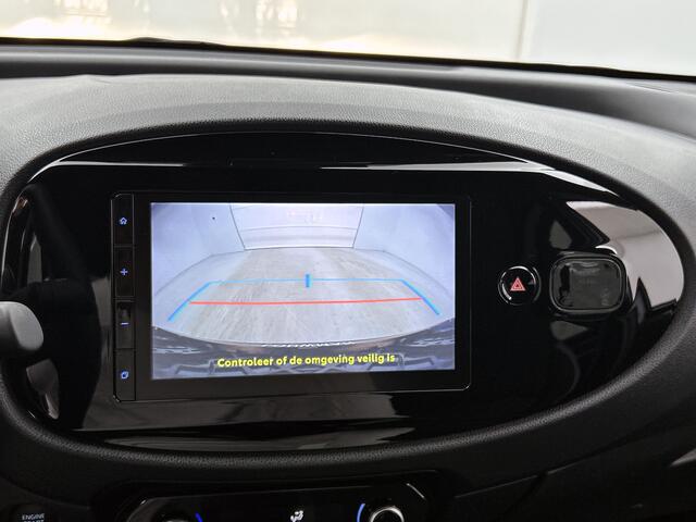 Toyota AYGO X 1.0 VVT-i S-CVT Pulse + | BTW Voertuig | Parkeersensoren voor+achter | Keyless Entry/Start | Climate Control | Cruise Control Adaptive | achteruitrijcamera | Apple CarPlay/Android Auto |