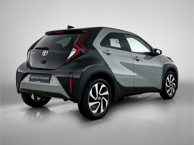 Toyota AYGO X 1.0 VVT-i S-CVT Pulse + | BTW Voertuig | Parkeersensoren voor+achter | Keyless Entry/Start | Climate Control | Cruise Control Adaptive | achteruitrijcamera | Apple CarPlay/Android Auto |