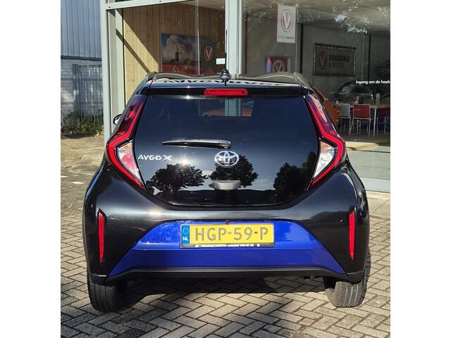 Toyota AYGO X 1.0 VVT-i S-CVT Pulse |Apple|Two Tone|17 inch lm.