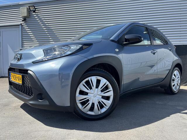 Toyota AYGO X 1.0 VVT-i S-CVT Play Automaat, Apple Carplay en/of Android auto navigatie, Achteruitrijcamera, Adaptieve cruise control, 1e eign. Nieuw geleverd, NL-auto