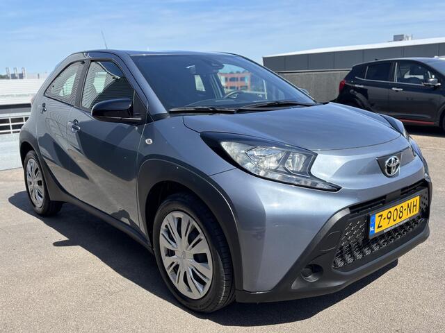 Toyota AYGO X 1.0 VVT-i S-CVT Play Automaat, Apple Carplay en/of Android auto navigatie, Achteruitrijcamera, Adaptieve cruise control, 1e eign. Nieuw geleverd, NL-auto