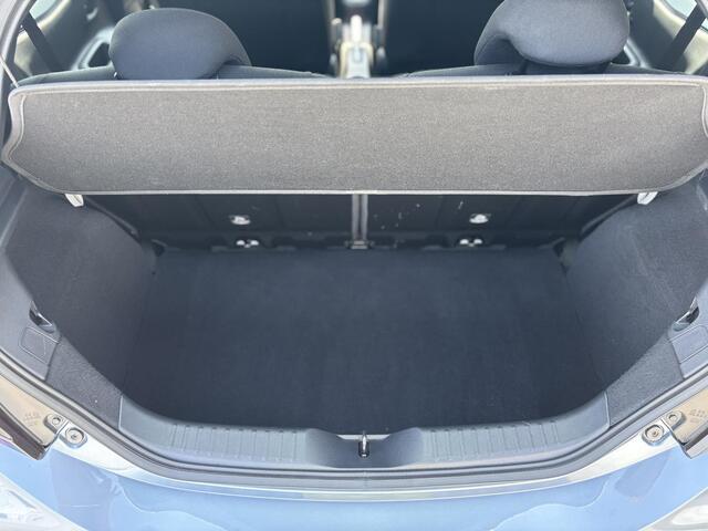 Toyota AYGO X 1.0 VVT-i S-CVT Play Automaat, Apple Carplay en/of Android auto navigatie, Achteruitrijcamera, Adaptieve cruise control, 1e eign. Nieuw geleverd, NL-auto