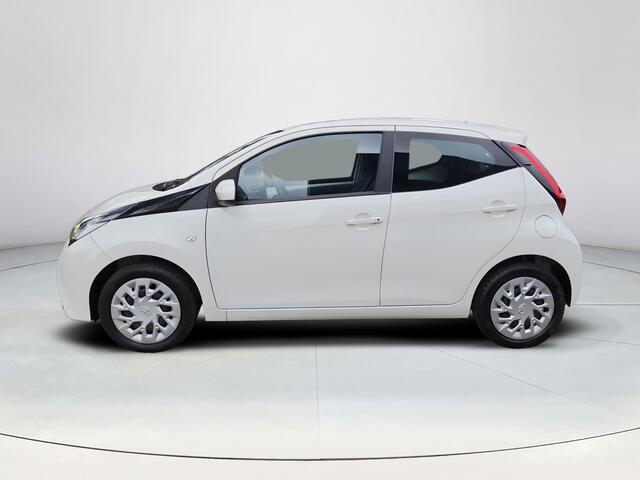 Toyota AYGO 1.0 VVT-i x-play