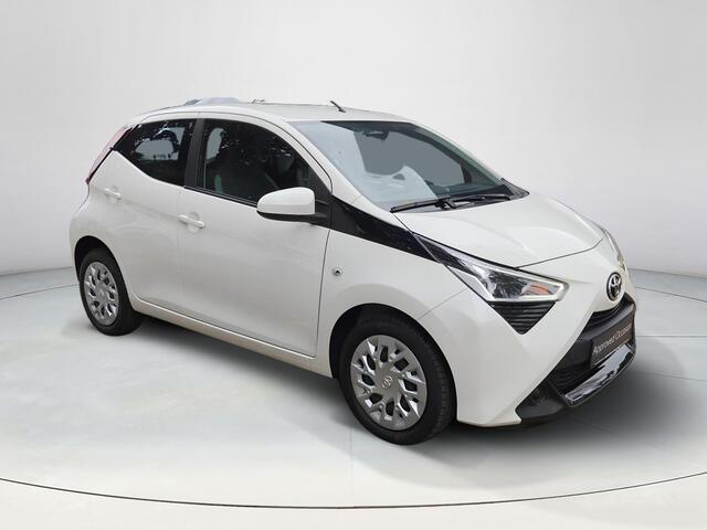 Toyota AYGO 1.0 VVT-i x-play