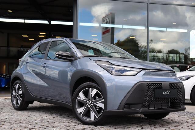 Toyota AYGO X Hybrid 115 play Go Pack, LM velgen