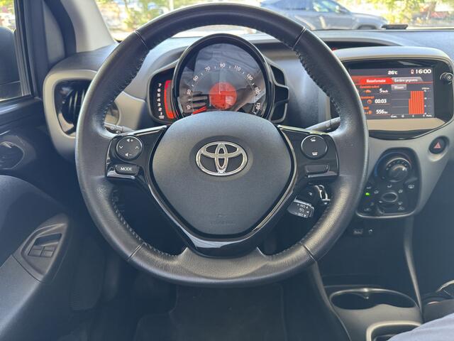 Toyota AYGO 1.0 VVT-i x-play limited