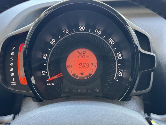 Toyota AYGO 1.0 VVT-i x-play limited