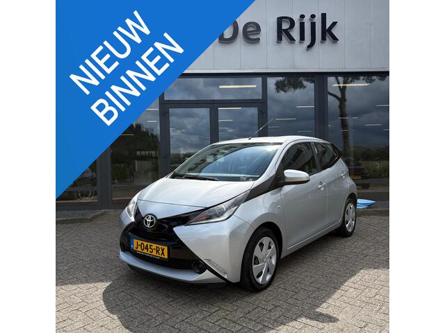 Toyota AYGO 1.0 VVT-i x-play