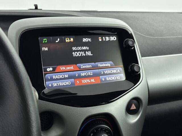 Toyota AYGO 1.0 VVT-i x-play Automaat | Parkeercamera | Metallic Lak | Airco | Mistlampen | Onderweg-naar-dealer