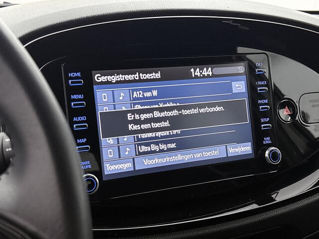 Toyota AYGO X 1.0 VVT-i S-CVT first Limited | Automaat | Stoelverwarming | Airco | Apple CarPlay/Android Auto | Cruise Control Adaptive | Achteruitrijcamera | elektrische Ramen voor | Spiegels elektrisch verstelbaar | Leseman opg 7-8