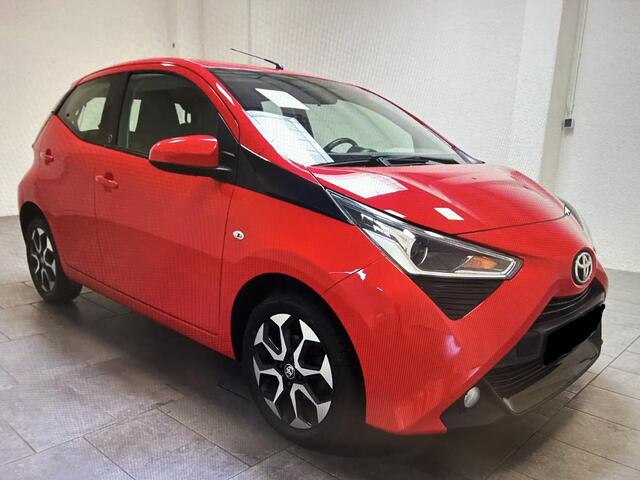 Toyota AYGO 1.0 VVT-i x-joy