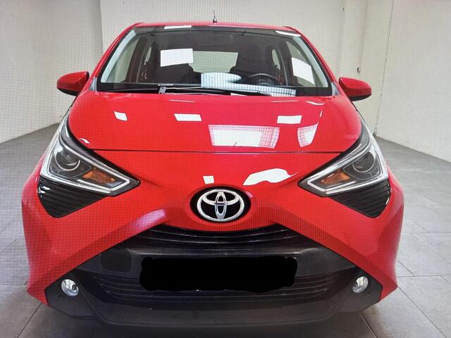 Toyota AYGO 1.0 VVT-i x-joy