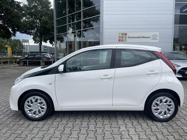 Toyota AYGO 1.0 VVT-i x-play