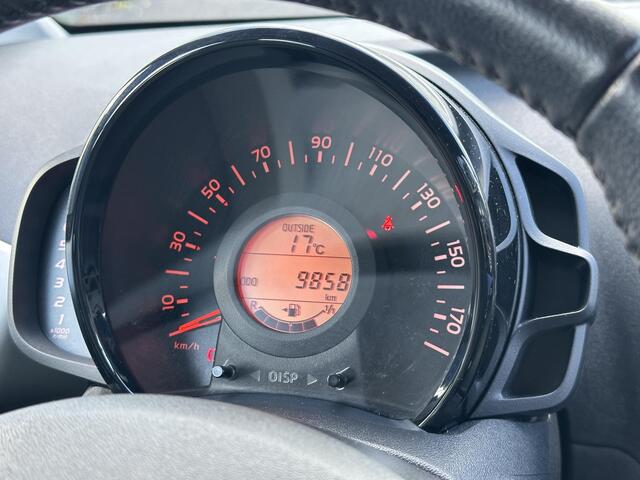 Toyota AYGO 1.0 VVT-i x-play UNIEK!9000KM/1EIGENAAR/NAVI/CAMERA