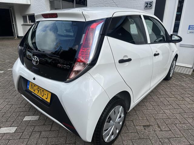 Toyota AYGO 1.0 VVT-i x-now /Nieuwe apk/Airco/All season banden/cruis control