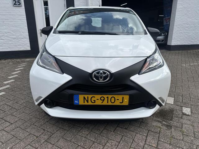 Toyota AYGO 1.0 VVT-i x-now /Nieuwe apk/Airco/All season banden/cruis control