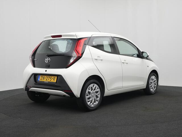 Toyota AYGO 1.0 VVT-i x-play