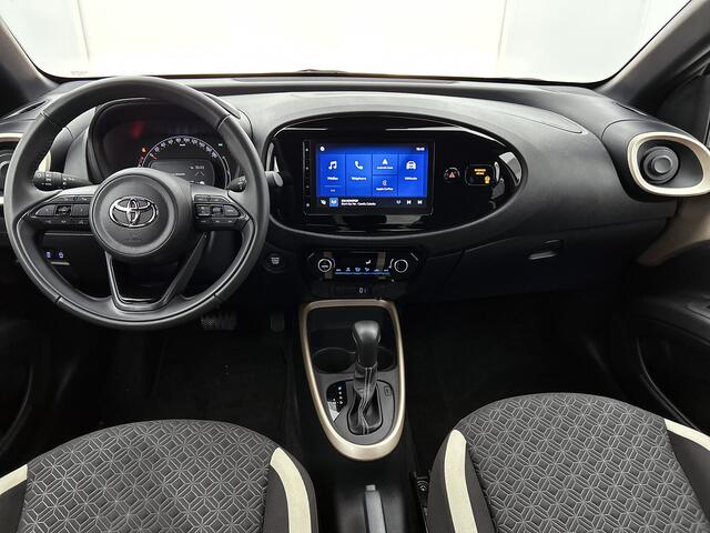 Toyota AYGO X 1.0 VVT-i S-CVT Pulse + | BTW Voertuig | Parkeersensoren voor+achter | Keyless Entry/Start | Climate Control | Cruise Control Adaptive | achteruitrijcamera | Apple CarPlay/Android Auto |