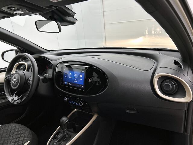 Toyota AYGO X 1.0 VVT-i S-CVT Pulse + | BTW Voertuig | Parkeersensoren voor+achter | Keyless Entry/Start | Climate Control | Cruise Control Adaptive | achteruitrijcamera | Apple CarPlay/Android Auto |