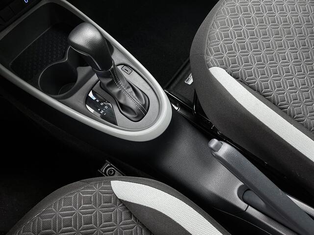 Toyota AYGO X 1.0 VVT-i S-CVT Pulse + | BTW Voertuig | Parkeersensoren voor+achter | Keyless Entry/Start | Climate Control | Cruise Control Adaptive | achteruitrijcamera | Apple CarPlay/Android Auto |