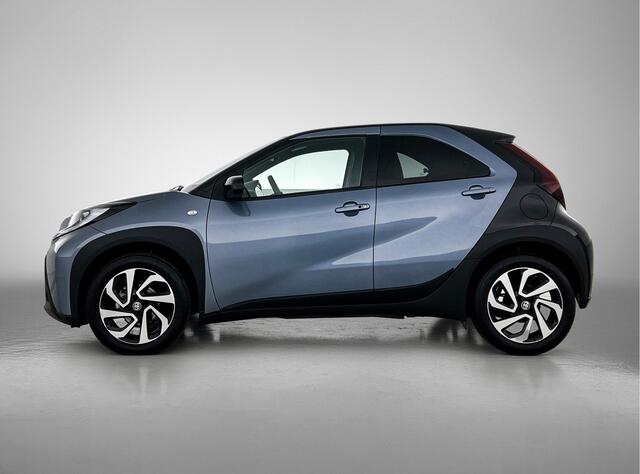 Toyota AYGO X 1.0 VVT-i S-CVT Pulse + | BTW Voertuig | Parkeersensoren voor+achter | Keyless Entry/Start | Climate Control | Cruise Control Adaptive | achteruitrijcamera | Apple CarPlay/Android Auto |