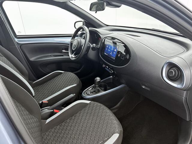 Toyota AYGO X 1.0 VVT-i S-CVT Pulse + | BTW Voertuig | Parkeersensoren voor+achter | Keyless Entry/Start | Climate Control | Cruise Control Adaptive | achteruitrijcamera | Apple CarPlay/Android Auto |
