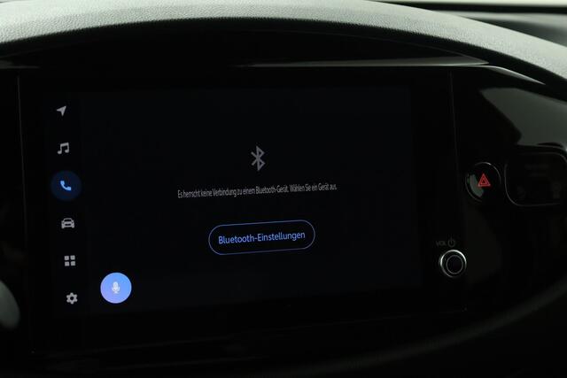 Toyota AYGO X Hybrid 115 GR Sport | Stoelverwarming | Keyless entry | Draadloze telefoonlader | Achteruitrijcamera | JBL premium sound |