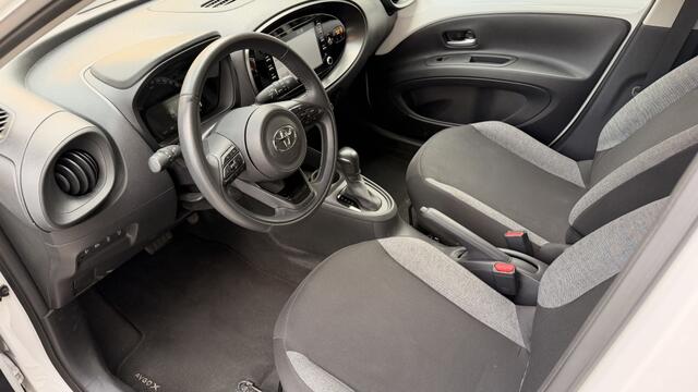 Toyota AYGO X 1.0 VVT-i S-CVT Play