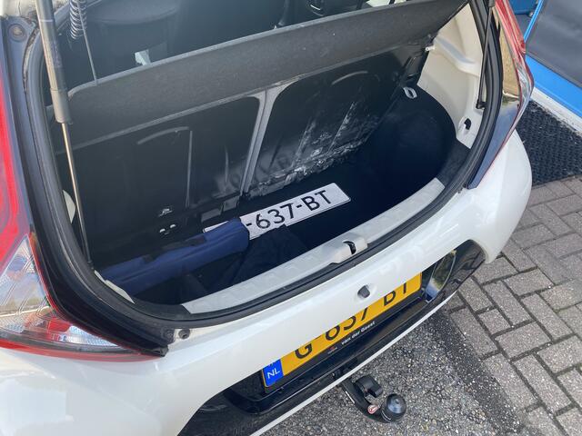 Toyota AYGO 1.0 VVT-i x-play limited Afn. Trekhaak Android Auto Apple Carplay