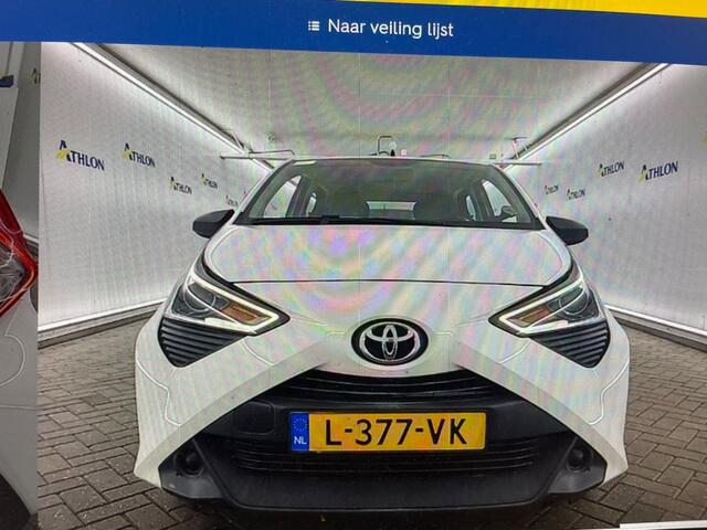Toyota AYGO 1.0 VVT-i x-fun
