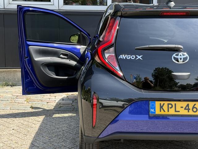 Toyota AYGO X 1.0 VVT-i MT Pulse/StoelVerwarm/LaneAs/17"/TwoTone/Camera/ACC