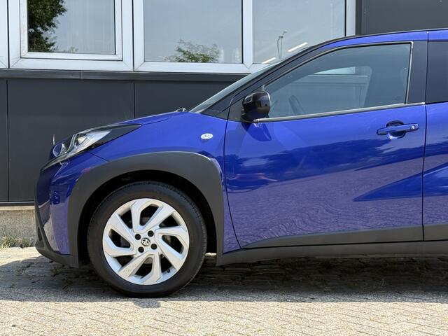 Toyota AYGO X 1.0 VVT-i MT Pulse/StoelVerwarm/LaneAs/17"/TwoTone/Camera/ACC