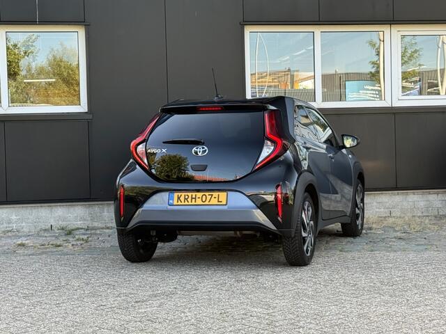 Toyota AYGO X 1.0VVT-i Aut. Teamplayer/Stoelverw/Cruise contr/Lane ass/Apple carpl/