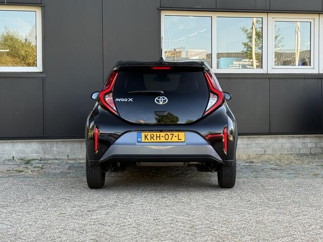 Toyota AYGO X 1.0VVT-i Aut. Teamplayer/Stoelverw/Cruise contr/Lane ass/Apple carpl/