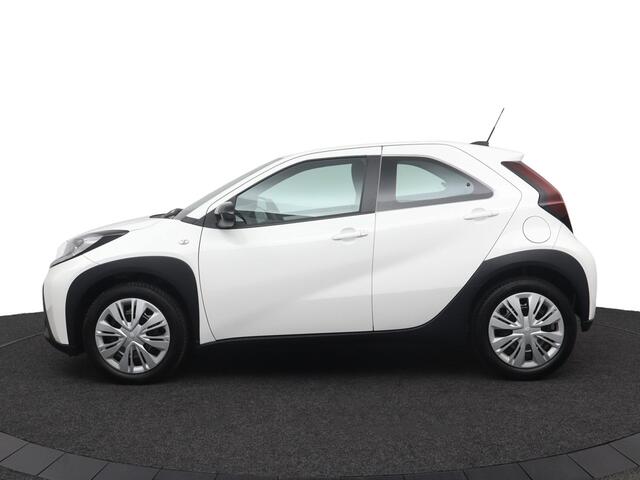 Toyota AYGO X 1.0 VVT-i S-CVT Play | Automaat | LAGE KM-STAND | Parkeer camera | Apple Carplay & Andriod Auto |