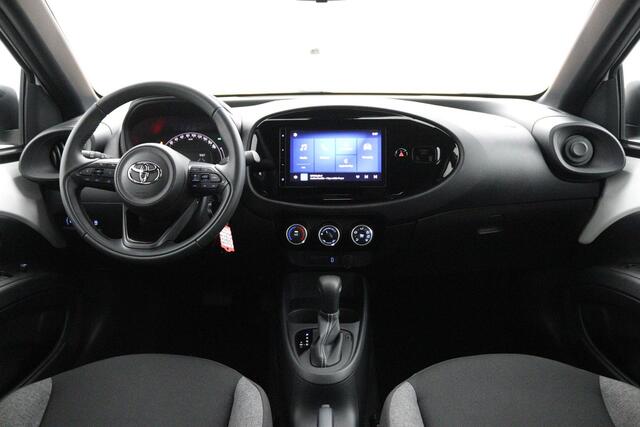 Toyota AYGO X 1.0 VVT-i S-CVT Play | Automaat | LAGE KM-STAND | Parkeer camera | Apple Carplay & Andriod Auto |