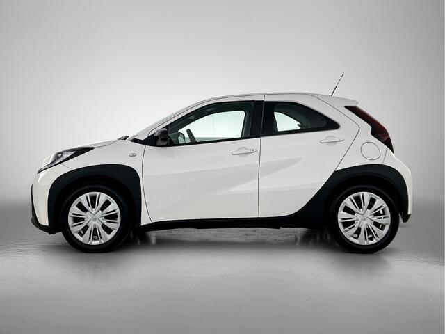 Toyota AYGO X 1.0 VVT-i MT Play | Apple CarPlay / Android Auto (Navigatie) | Camera | Airco |