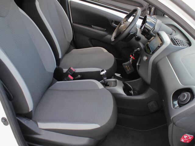 Toyota AYGO 1.0 VVT-i x-joy cabrio Automaat | Carplay / Android Auto | Clima | Camera